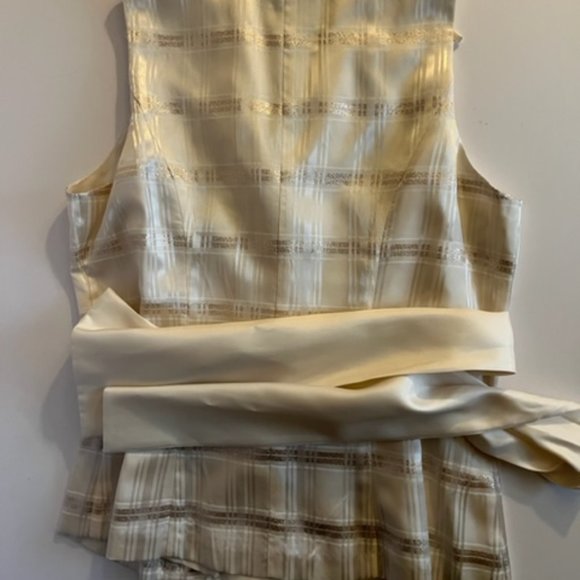 Cream and Gold Holiday Vest Top - *NWT - Size 6 - Picture 5 of 5